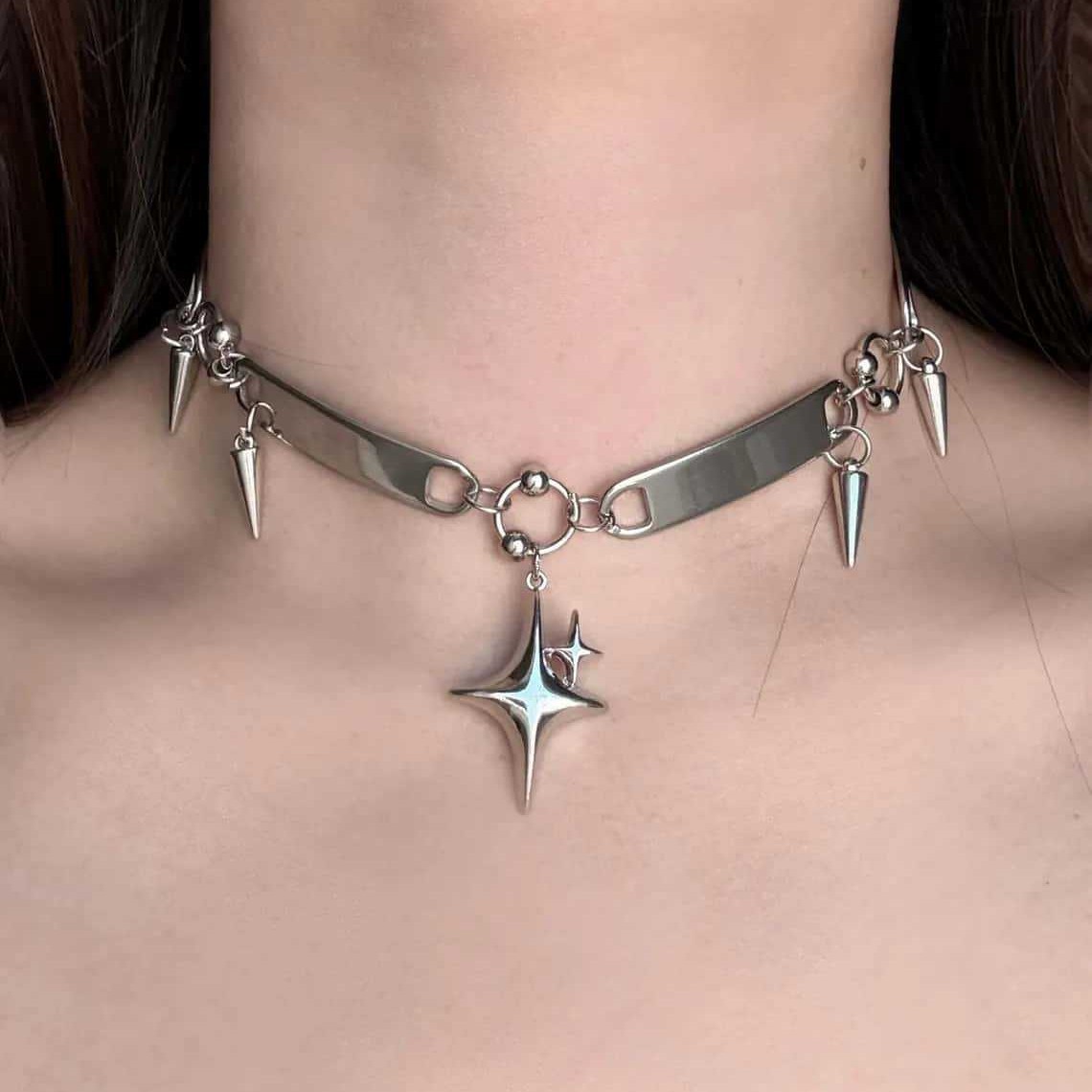 Daith Heart Ring - Punk Yıldızı Perçinli Gerdanlık,Rock Takıları,Y2k Aksesuarı,Hippi,Goth,Design