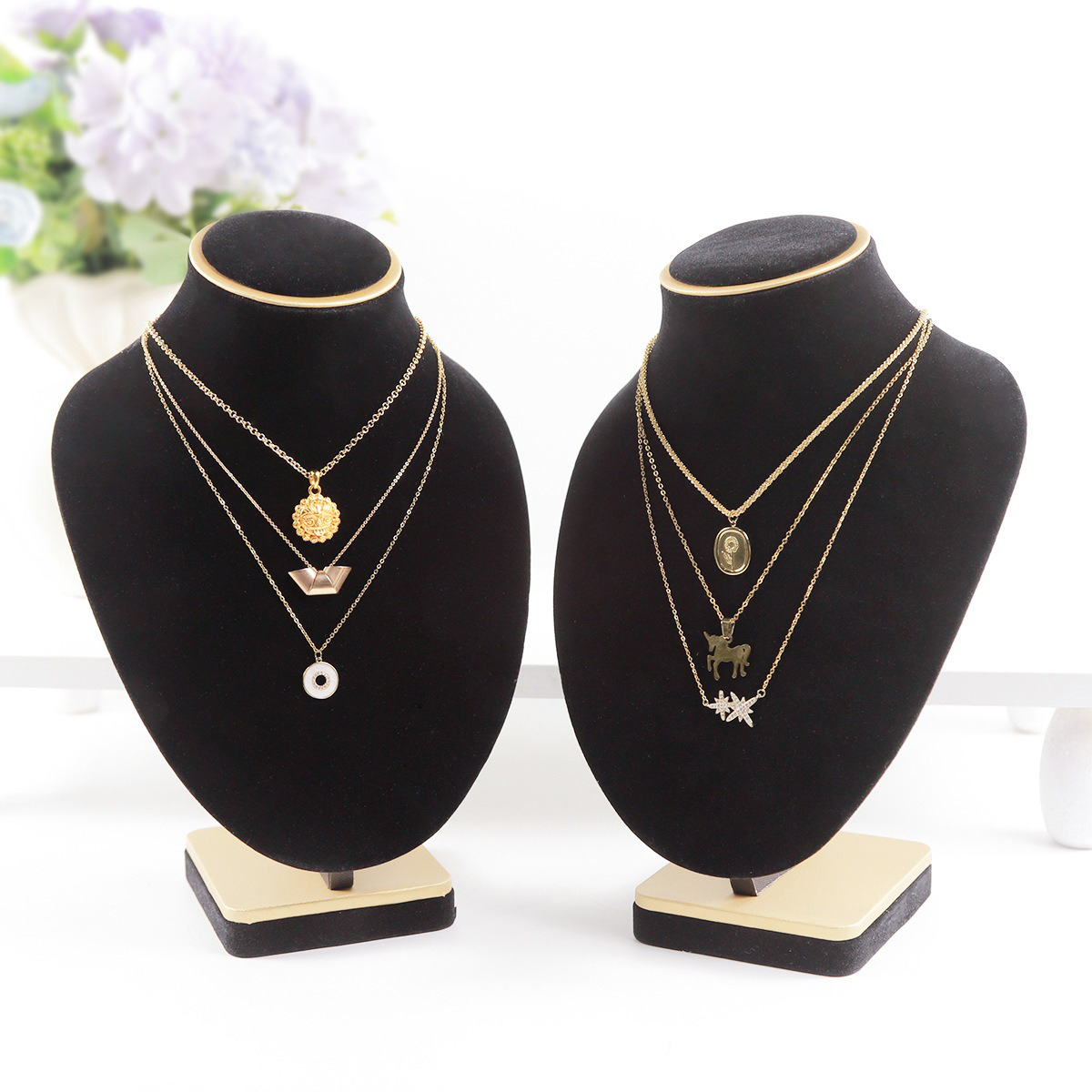 Body Jewelry Store - Siyah Kadife Takı Göstericileri, Gerçekçi İstiflenebilir